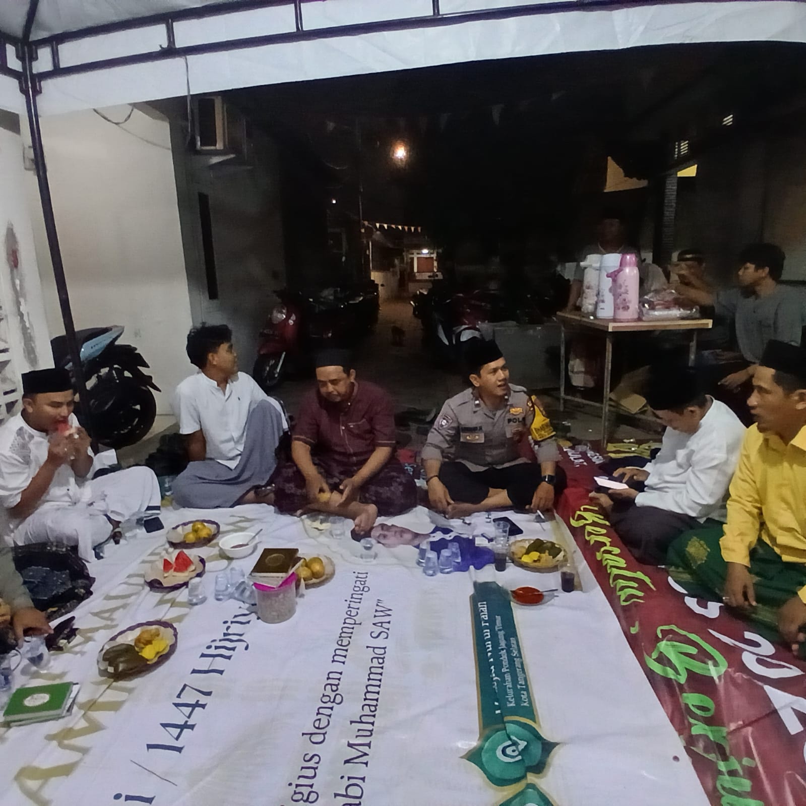 Jaga Jakarta+ On The Spot, Bhabinkamtibmas Pondok Jagung Timur Hadir di Tengah Warga