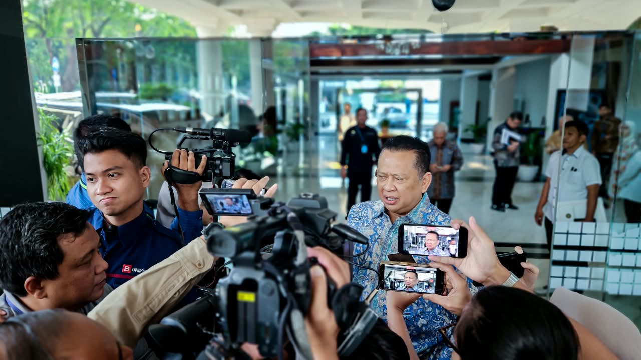 Rapat Pleno Perdana Wantimpres RI, Bamsoet: Wantimpres Rencanakan Enam Komisi Bidang Hadapi Tantangan Strategis Indonesia