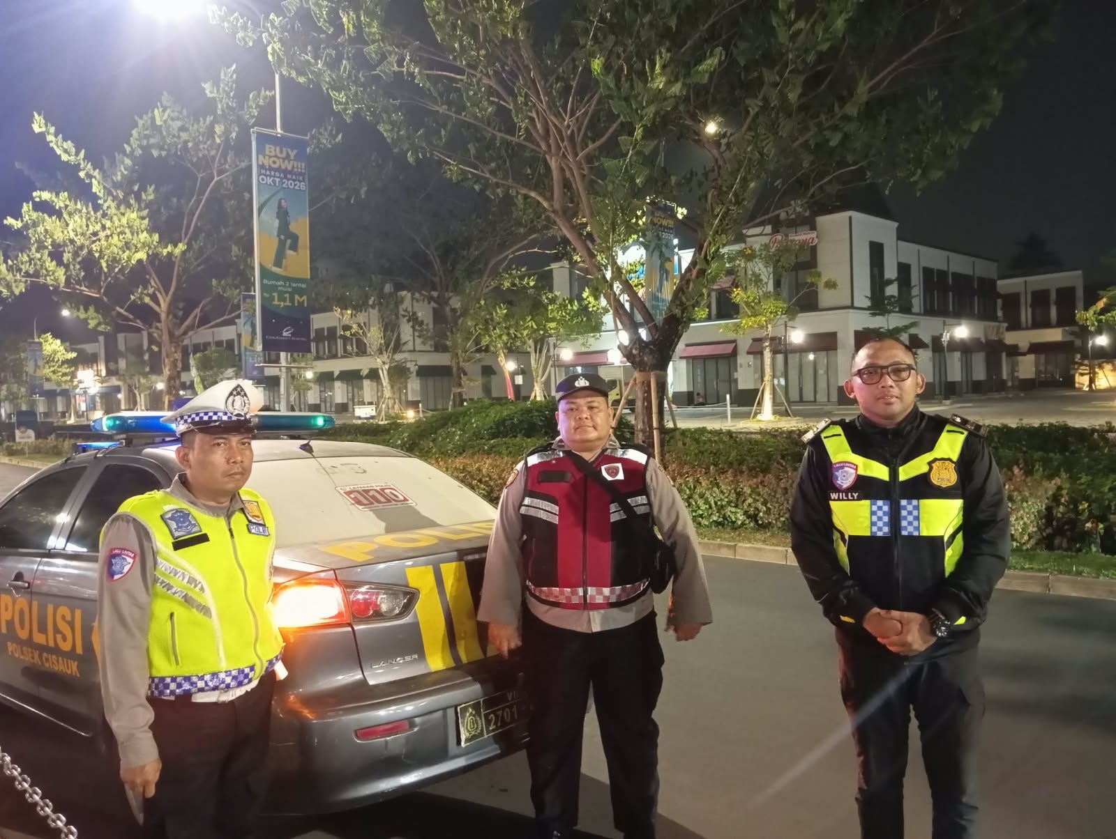 Polsek Cisauk Gelar Strong Point dan Ops Cipta Kondisi, Antisipasi Kejahatan Jalanan