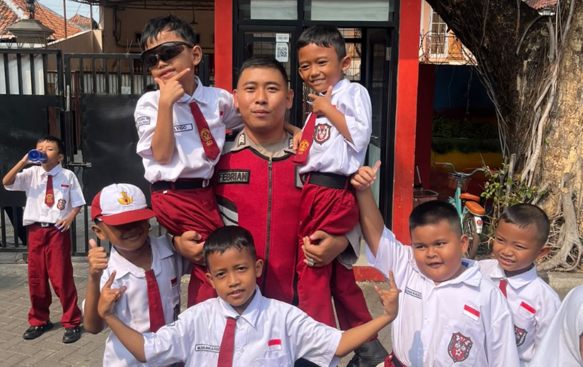 Bangun Rasa Aman di Sekolah, Direktorat Samapta Polda Metro Jaya Sapa Pelajar dan Guru