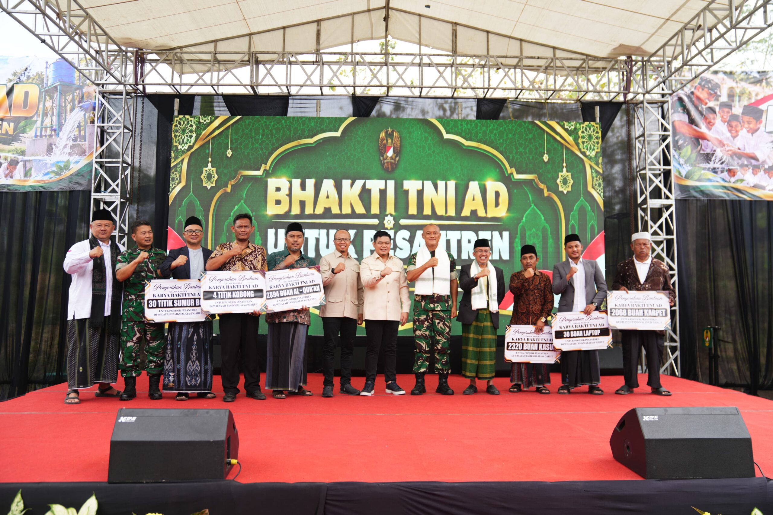 Bakti TNI AD untuk Pesantren, 53 Truk Bantuan Disalurkan ke 30 Ponpes