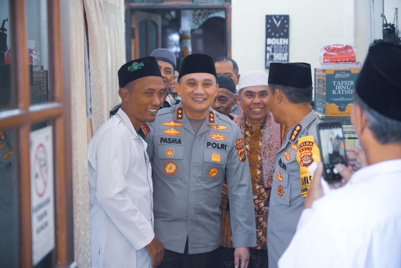 Melalui Jumat Keliling, Polri Perkuat Kedekatan dengan Masyarakat dan Jaga Kamtibmas