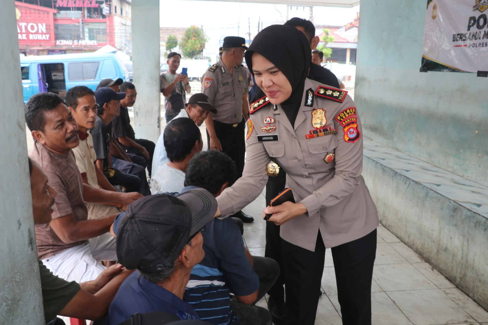 Dekatkan Polri dengan Masyarakat, Kapolres Lebak Gelar Kumpul Bareng di Terminal Sunan Kalijaga