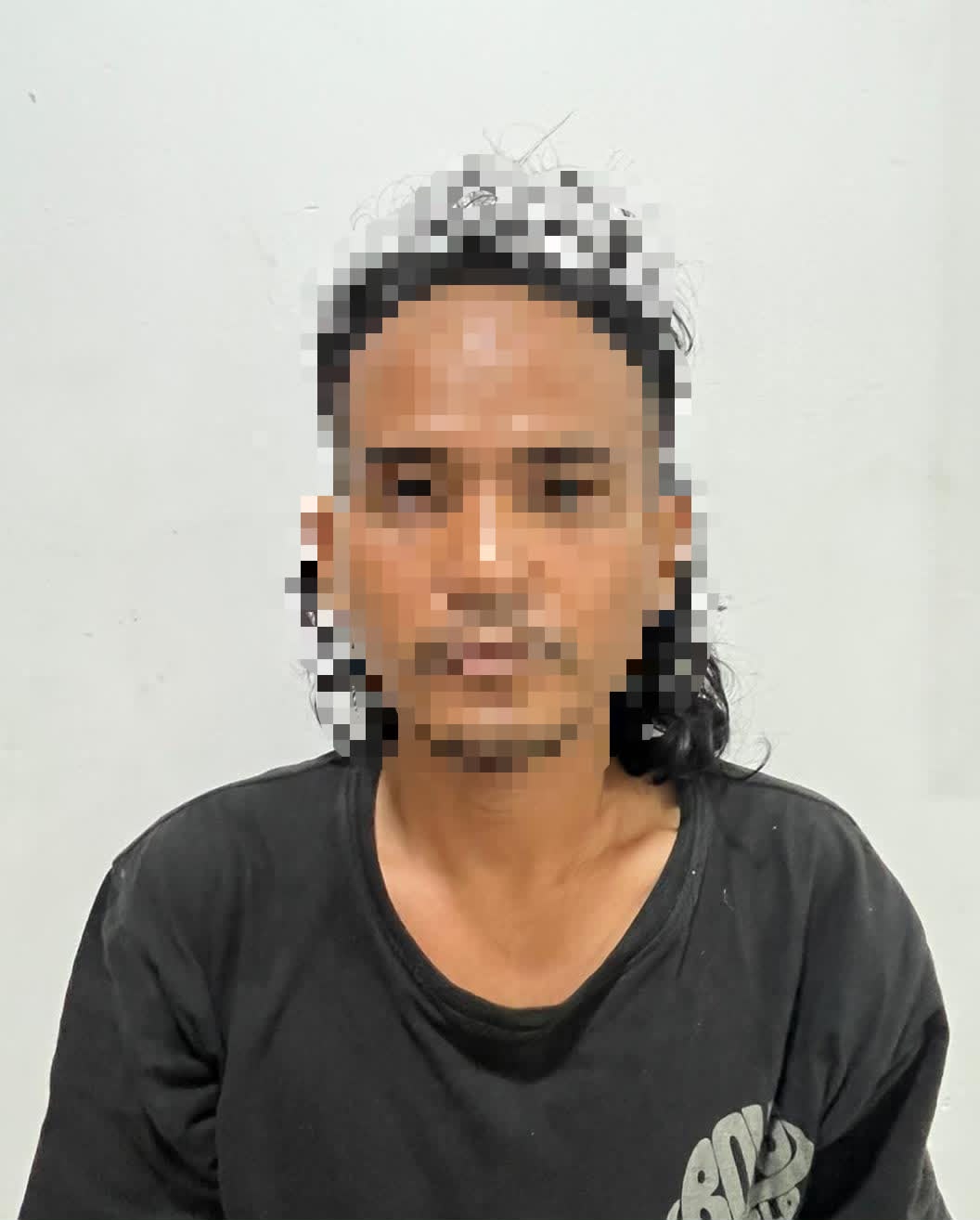 Berawal dari Informasi Warga, Polisi Amankan Pria Dan Sita Sabu Di Kampung Dumpit