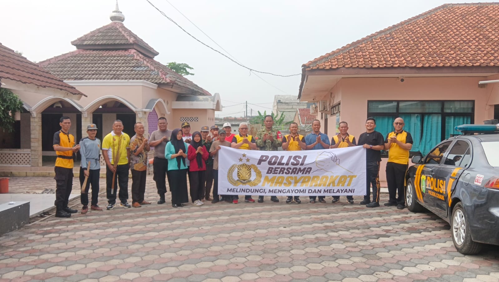 Green Policing Polsek Cisauk, Polri Bersama Warga Wujudkan Lingkungan Bersih dan Sehat