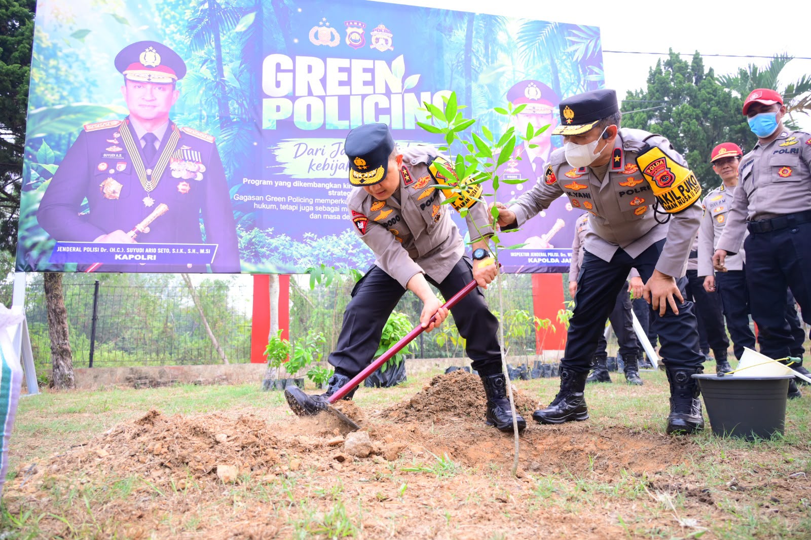 Kapolda Jambi Pimpin Penanaman Pohon di SPN, Wujudkan Komitmen Green Policing dan Pelestarian Lingkungan