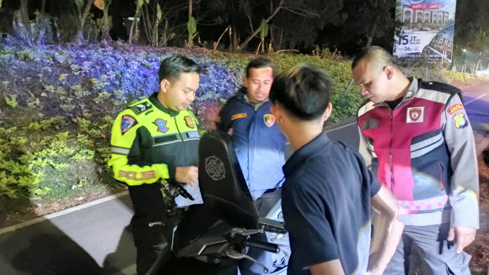 Patroli Blue Light Polsek Pondok Aren, Antisipasi Kejahatan Jalanan dan Tawuran pada Dini Hari